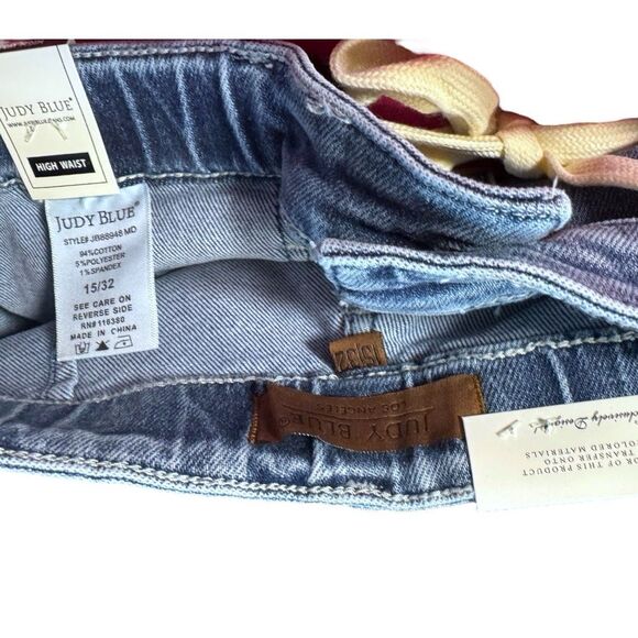 Judy Blue High Rise Medium Wash Denim Joggers NWT - Picture 12 of 16